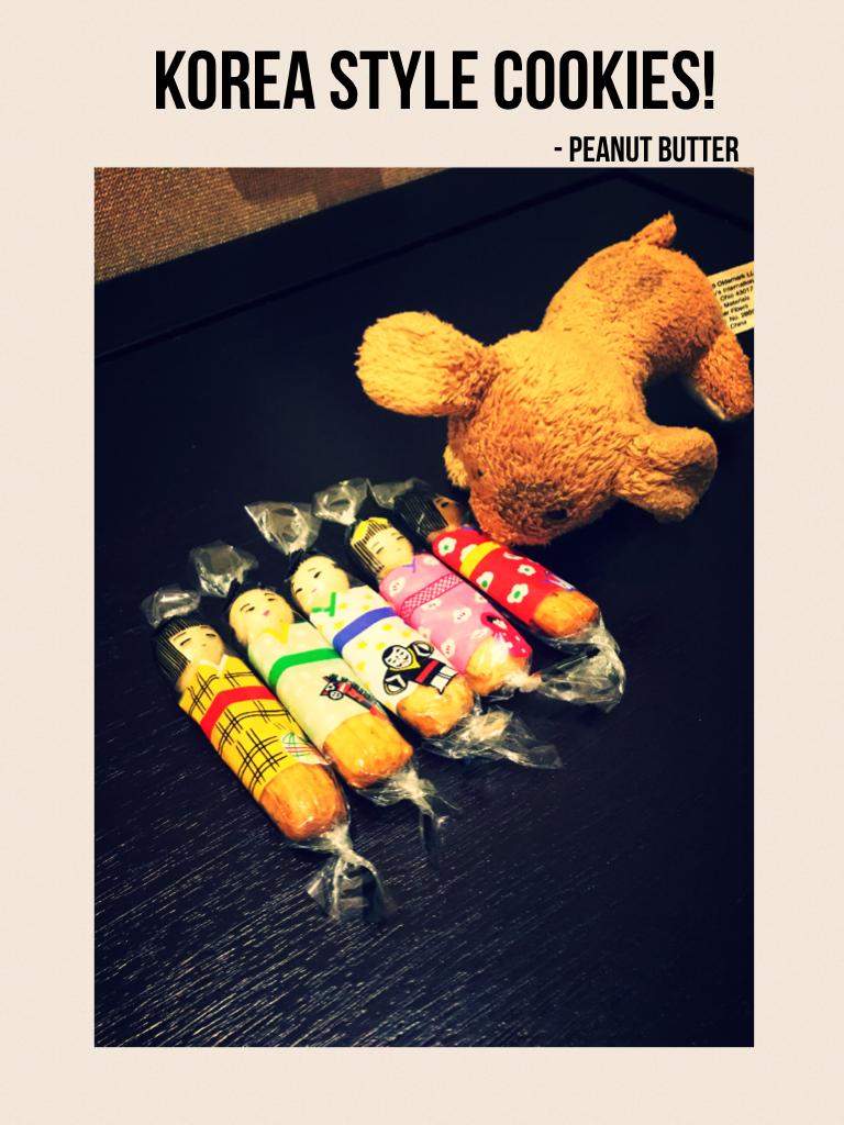 A few cookies were sent from Korea addresses to Peanut Butter! He devoured the cute shaped cookies, instantly, and felt really good that a friend had thought of him and sent something to him! He's looking forward to your Holiday wishes for him, too! 💕