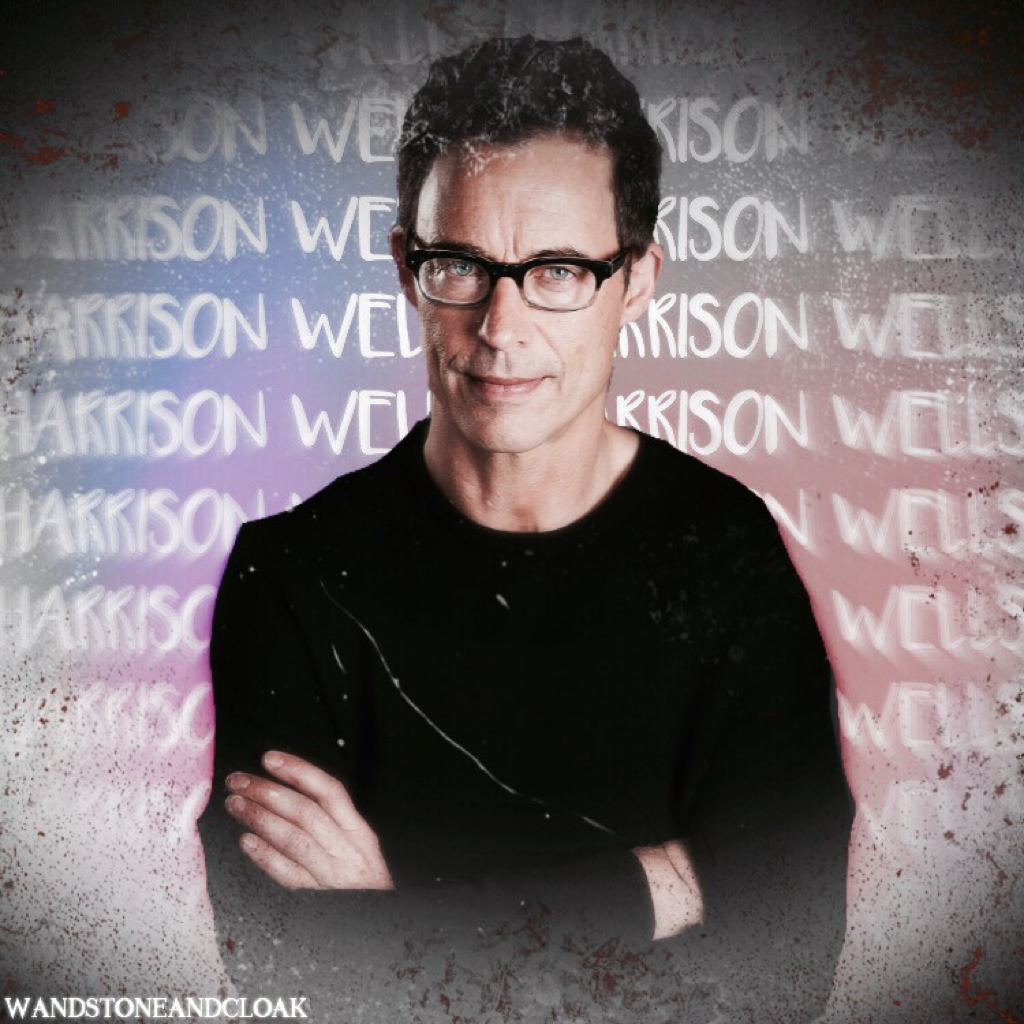 ✨Click!:✨
Harrison Wells!! i still have a few more flash characters to go! i think cisco or joe might be next!
