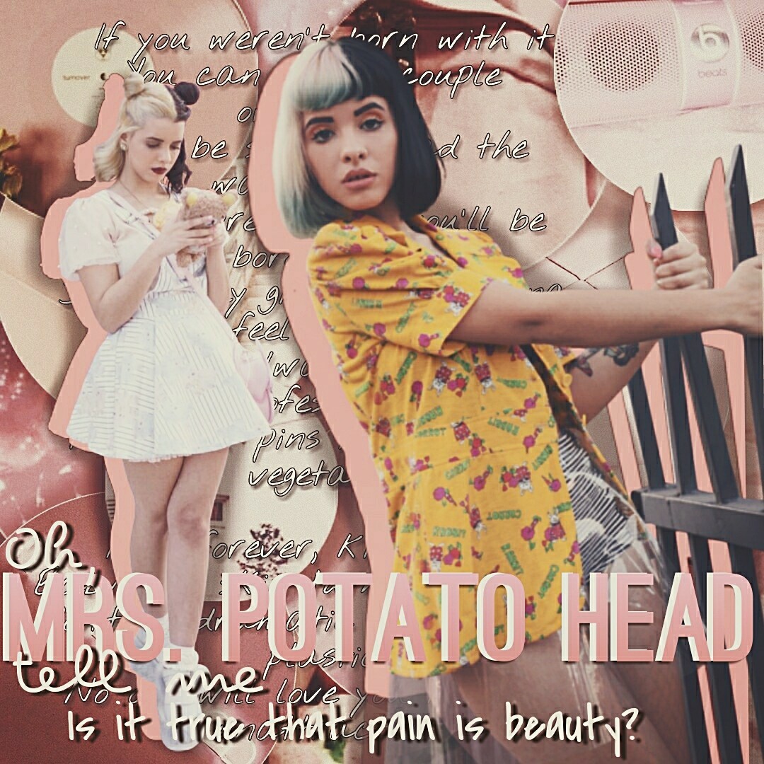 ~tapp~
Melanie's asthetic I also love and am super jealous of. I love the retro look and feel, and that fact that it's replicated in her music as well. Probably the best and only successful person to come out of that whole "The Voice" thing. 