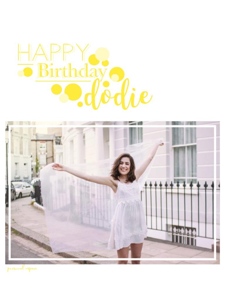 HAPPY BDAY DODIE CONGRATS ON 1mil SUBS...
Ah, I love her so much - I know I'm a little late for the whole birthday thing, but when I tried to upload before, it didn't work