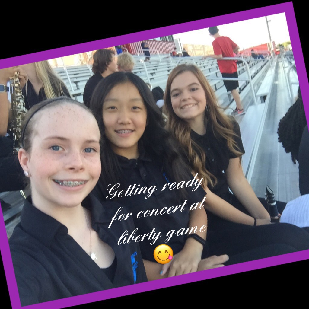 Getting ready for concert at liberty game 😋