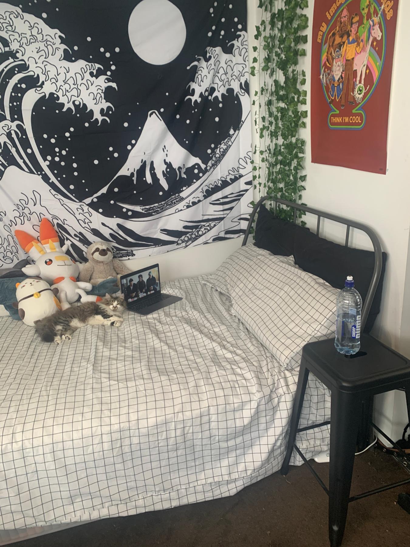 bed setup moment because i think it looks cool