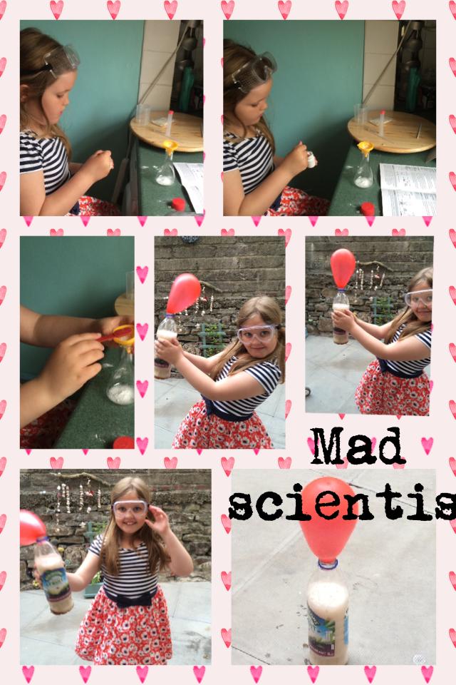Lily the Mad scientist, we are always looking for things to make and do, Lily wanted to do some experiments so I thought I would show her what happens when u mix sodium bicarbonate with vinegar, very messy explosions 🙈👌🏼💥