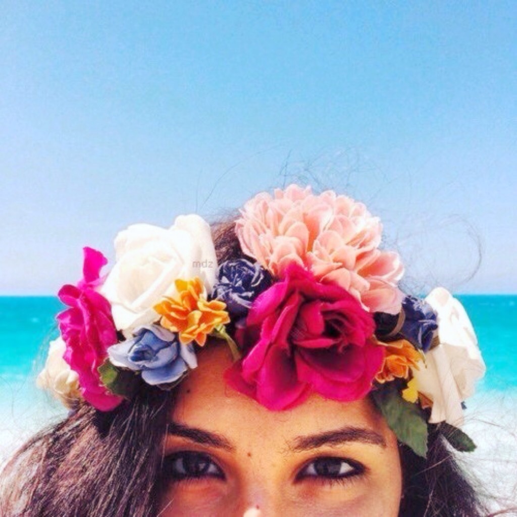 BEACH SUMMER FLORAL. pls give credit 