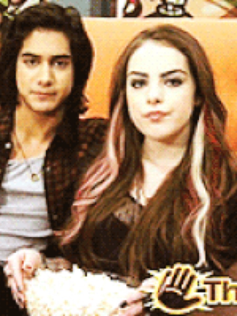 Jade and Beck

#VICTORIOUS 