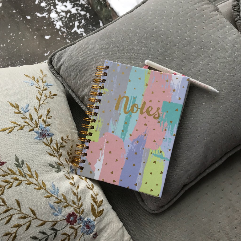 Click here✍🏻
Hey guys! Kaira here!!❤️ read my bio for more info!! So hehe this is my bullet journal :)