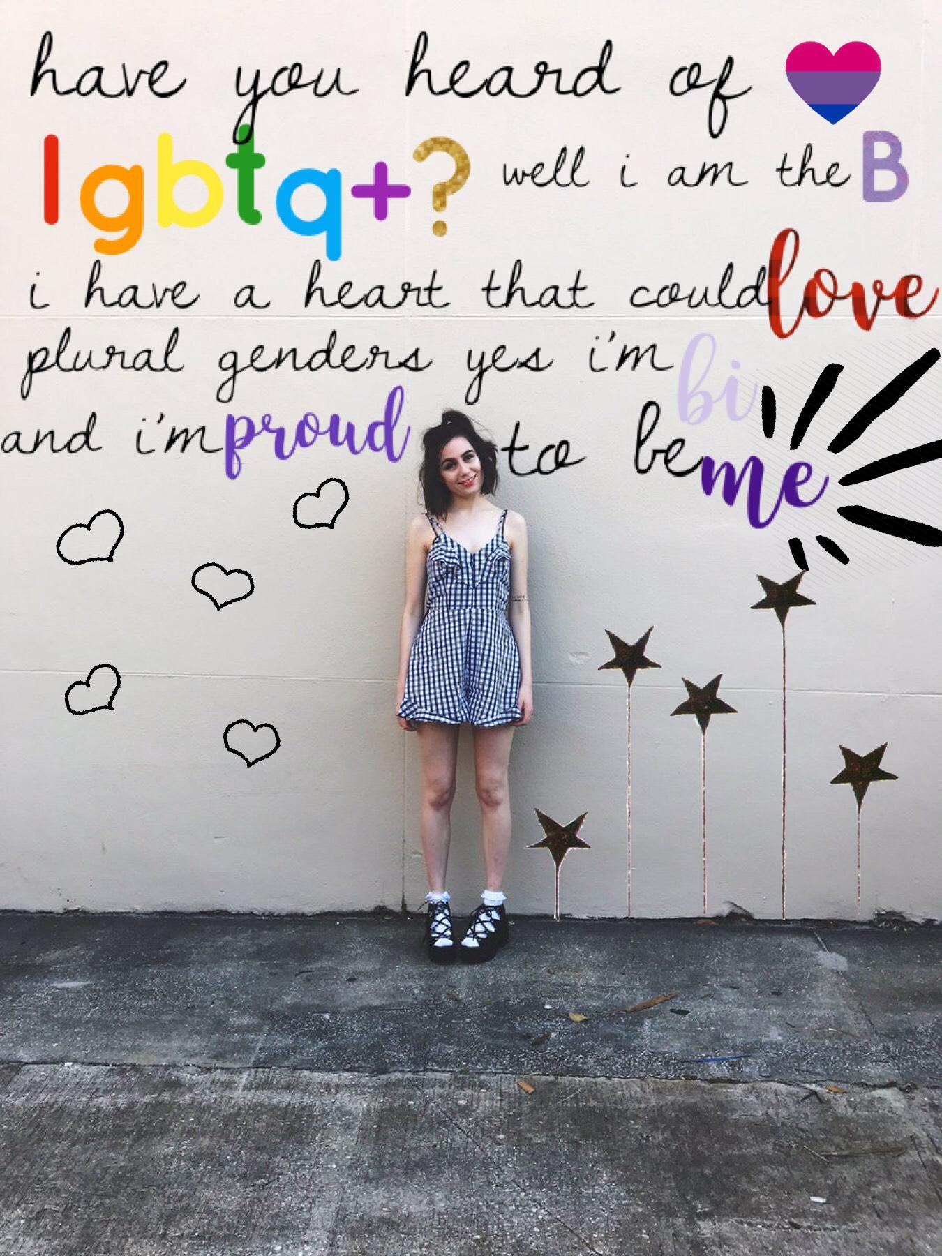 🖤click🖤
so many of the youtubers that i love are bi?? dodie, and now jessie (and dan and phil but i won’t say that) my next post will be a picture of jessie holding up a pride flag and a quote from her coming out video also i sill need song lyricssss