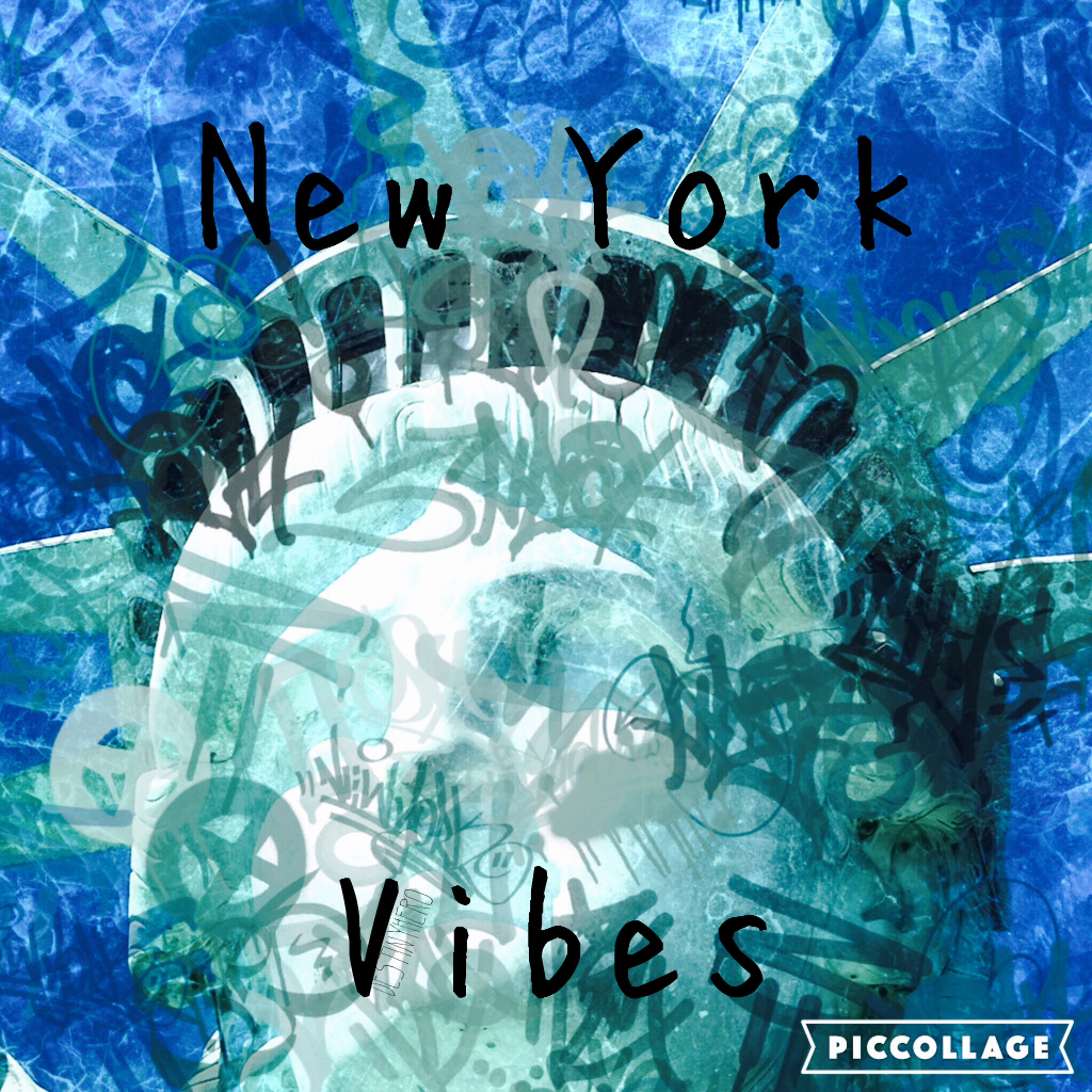IM IN NEW YORK CITY!!!!!  😄😆😄😄😆😄😍✌️✨