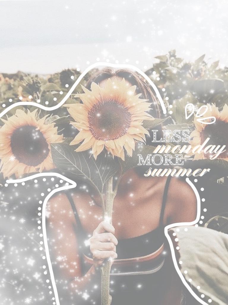 Yes im back!! Tap loves!! 🌻 
Sorry i was gone i just had like no inspo but now im doing a summer sunflowery theme!Please rate this /10 ☺️
QOTD: sunflowers or roses? 🌻 🌹 
AOTD: both 😂 
