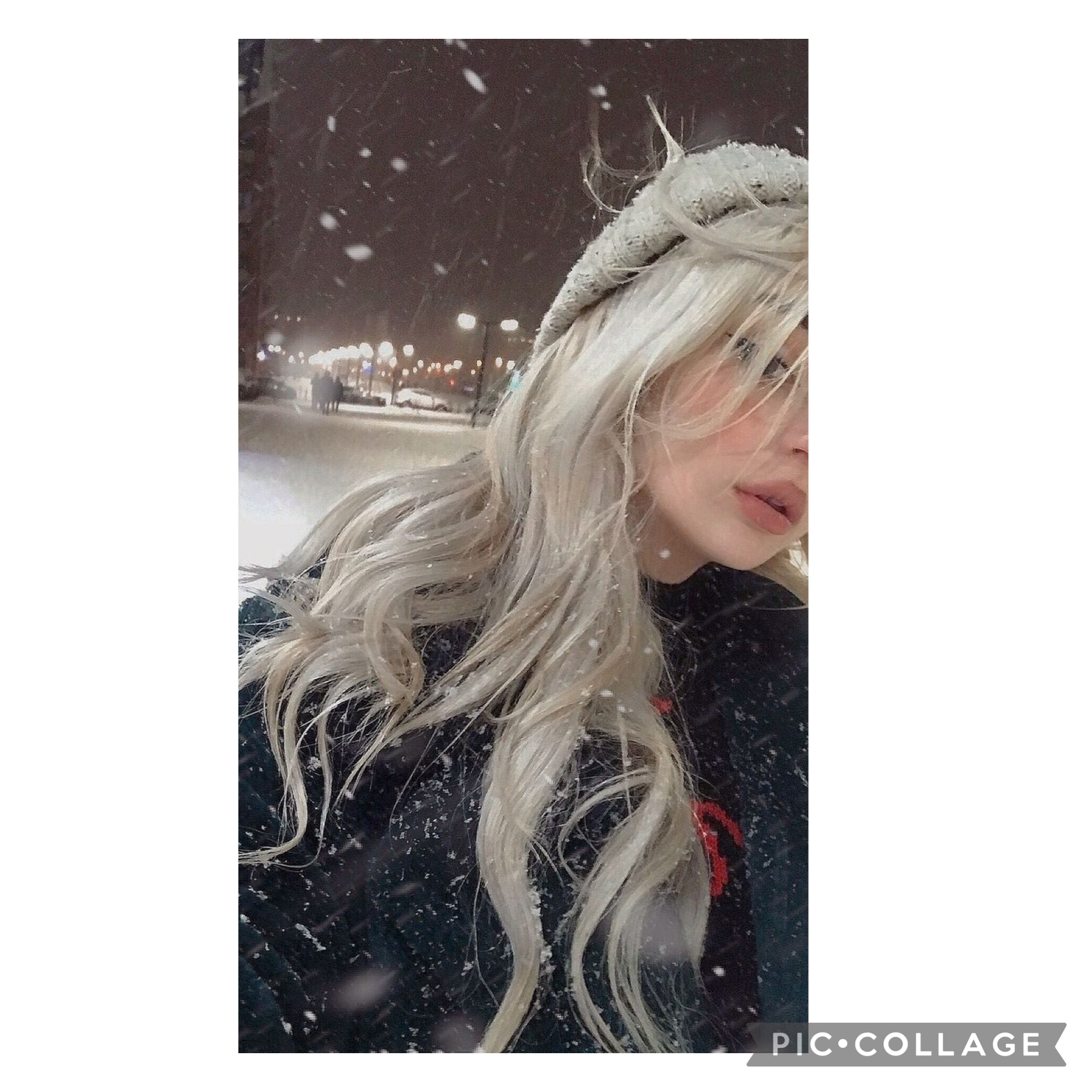I’m walking in the snow ❄️ 