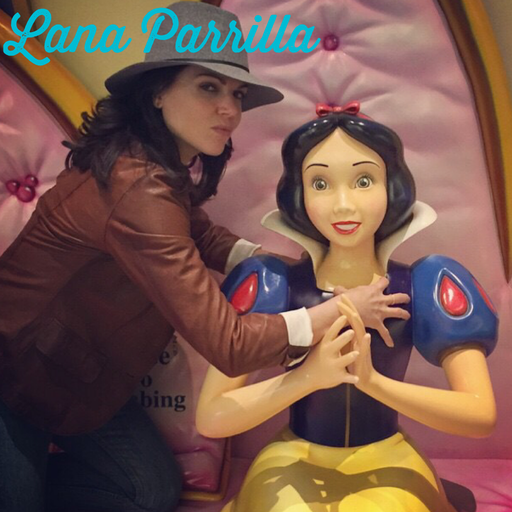Lana Parrilla plays Regina/Evil Queen on Once Upon A Time!!!!!!!