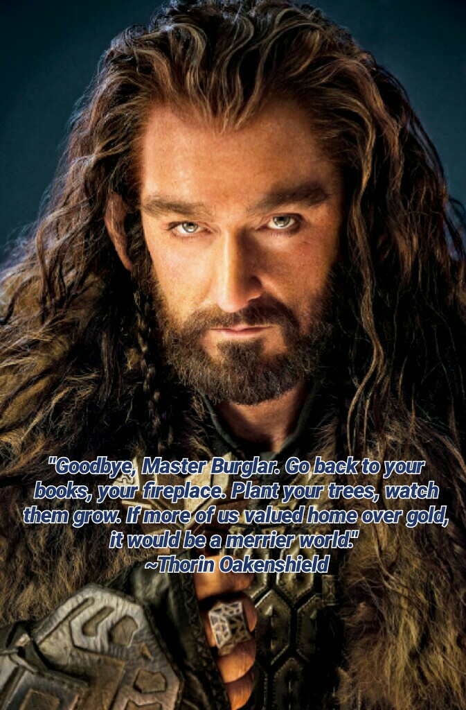 I don't even need to be watching the scene and I begin to sob. Why do Thorin have to die?! 