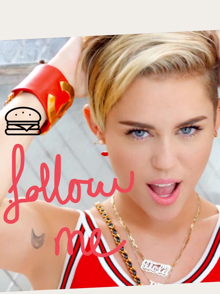 Miley Cyrus 👅