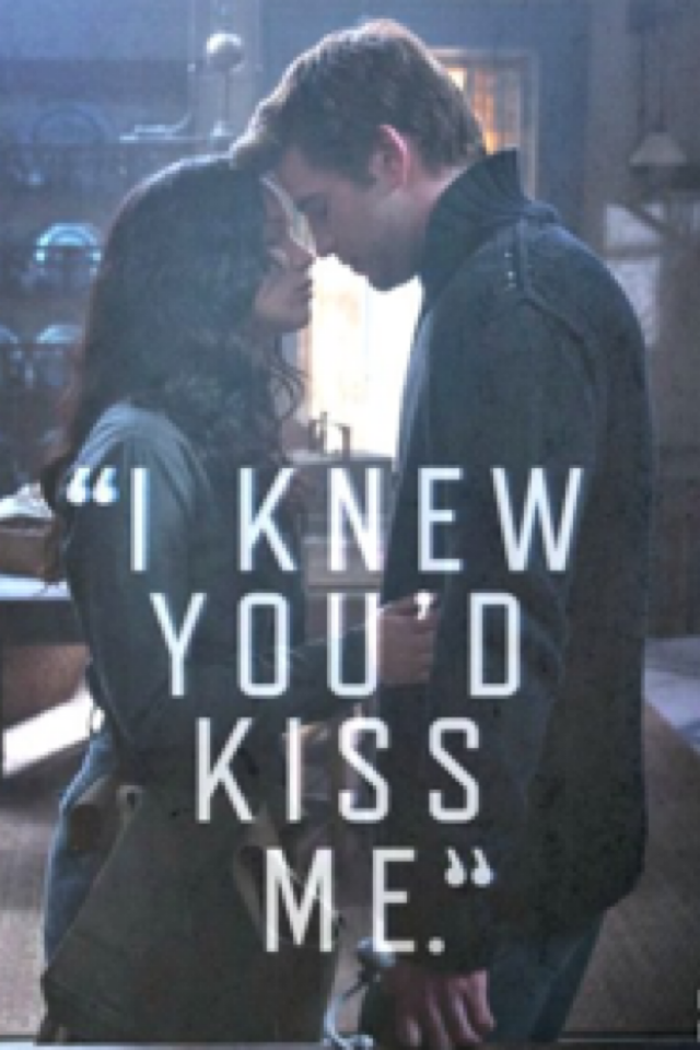 I knew you'd kiss me❤️