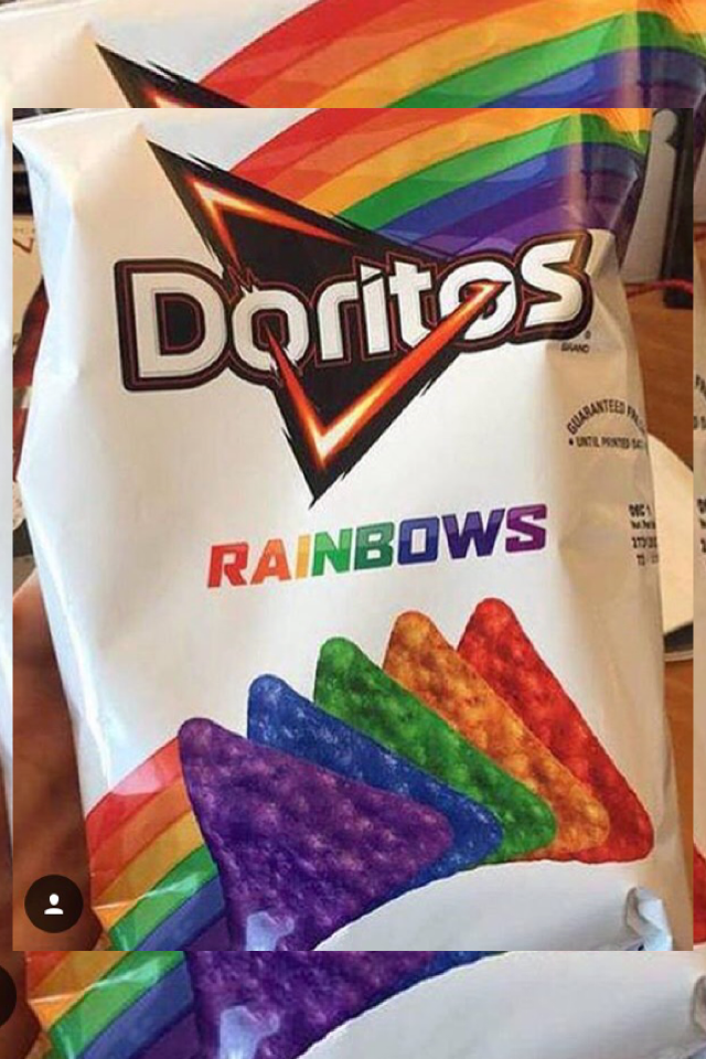 Doritos rainbow? OMG I want👏🏻🙏🏻💜😍😂