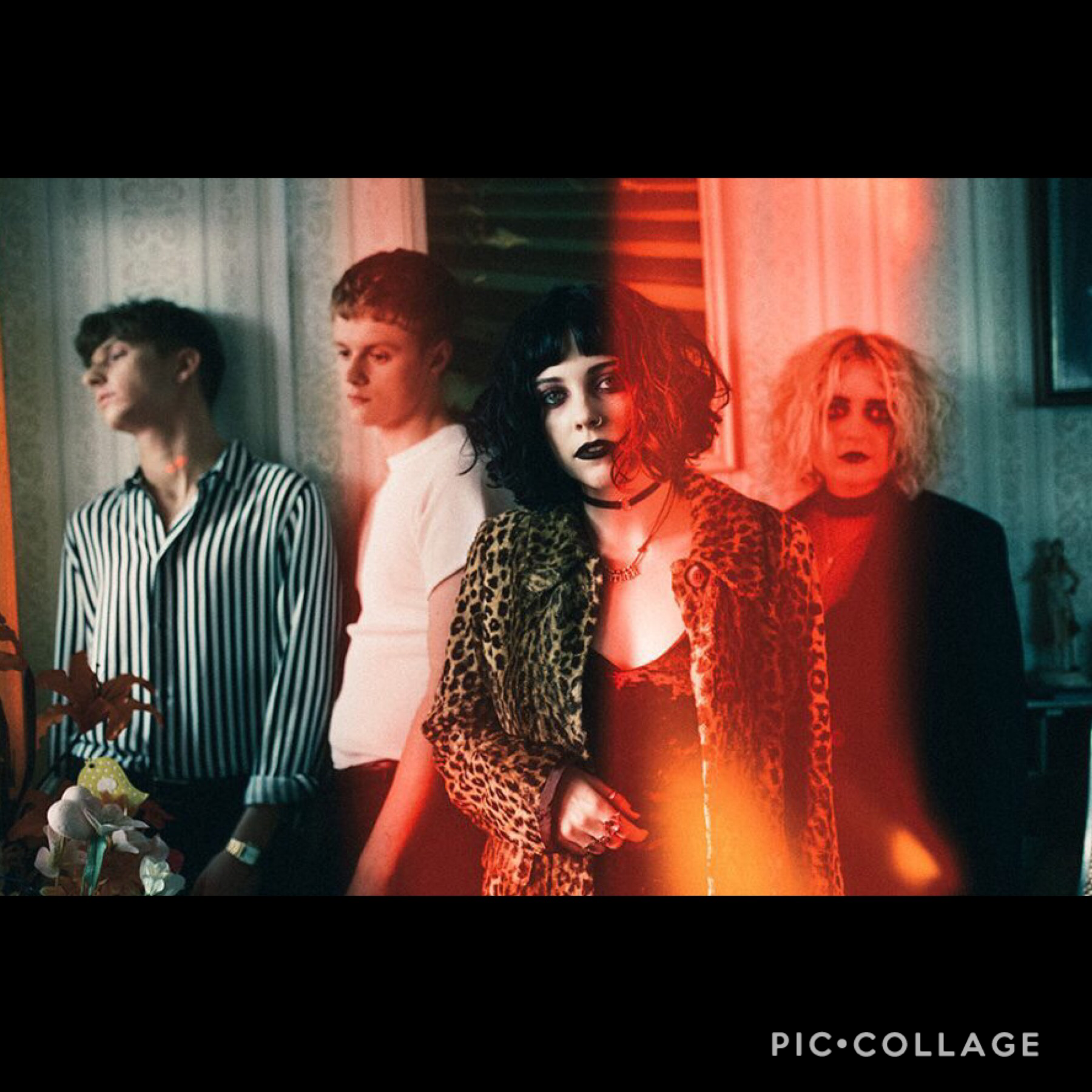 🌊 Ta p p y t a p 🌊 

Issa Pale Waves their music is amazing go check em out. Also I’m bored so if you wanna Rp then hmu. Also I make icons so if ya want one just comment details on what you want 