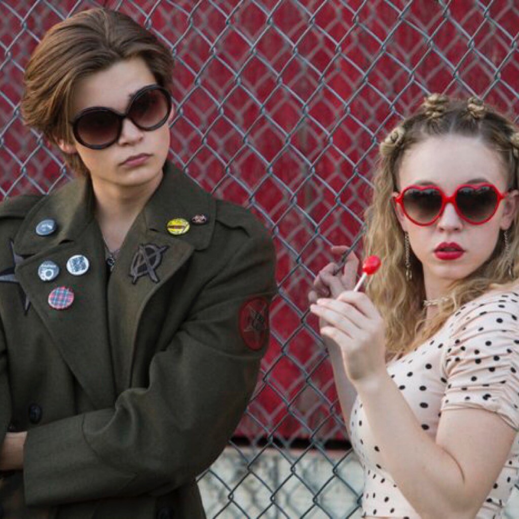 also if you haven’t yet, go wàtch everything sucks! on netflix cuz kwkfekjfkekxkekd it was great and i ship it so hard 


peyton kennedy and sydney sweeney are so pretty ahhhhh