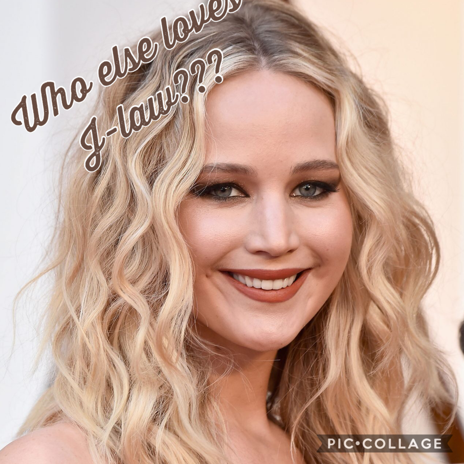 Who else LOVES Jennifer Lawrence???

ME!!!