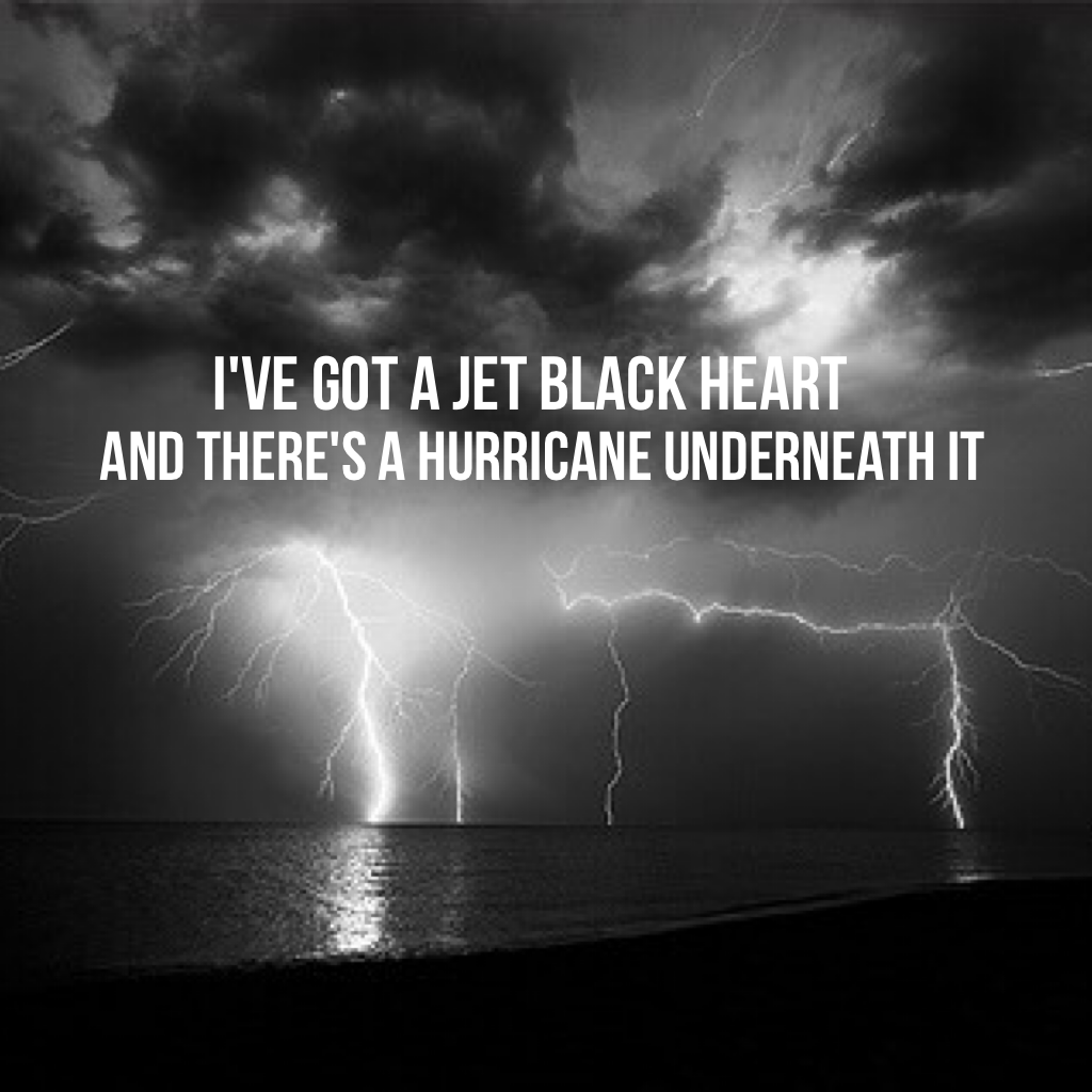 💔Jet black heart ~ 5 seconds of summer💔