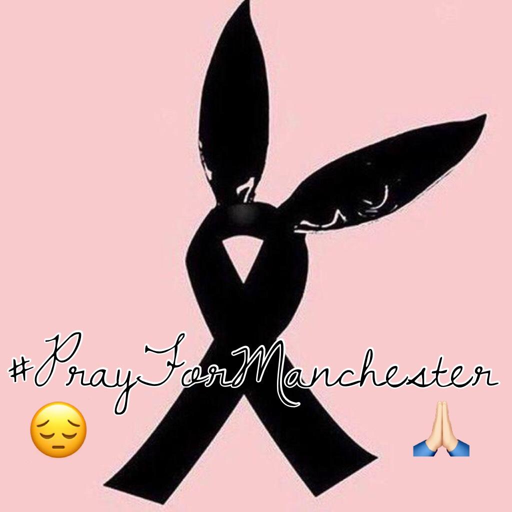 #PrayForManchester It's so terrible what what happened. Around 20 people dead and over 100 injured. 😔😪 🙏🏻💕
