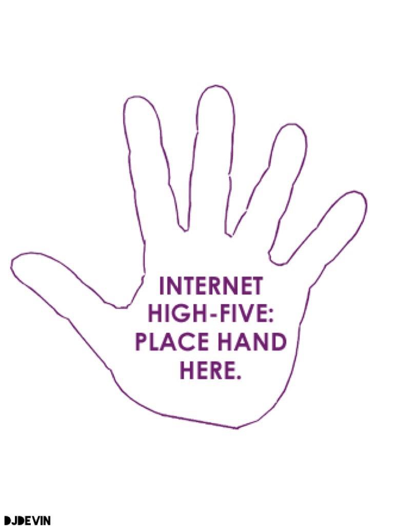 Happy national high five day!!! 🤚 Give everyone a high five today!!! 4//19/18