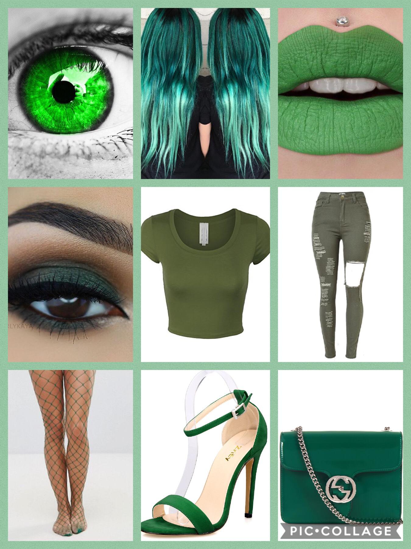 Green outfit💚