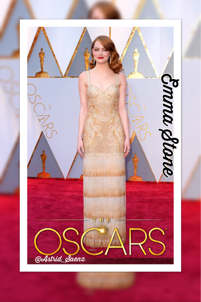 All-right, people, can we talk about how Emma Stone is a goddess and her beauty is out of this world? AGH. How many of you are watching The Oscars tonight? 🤔❤