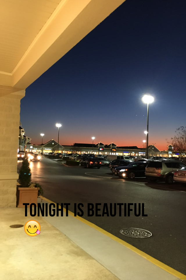 Tonight is beautiful 😋