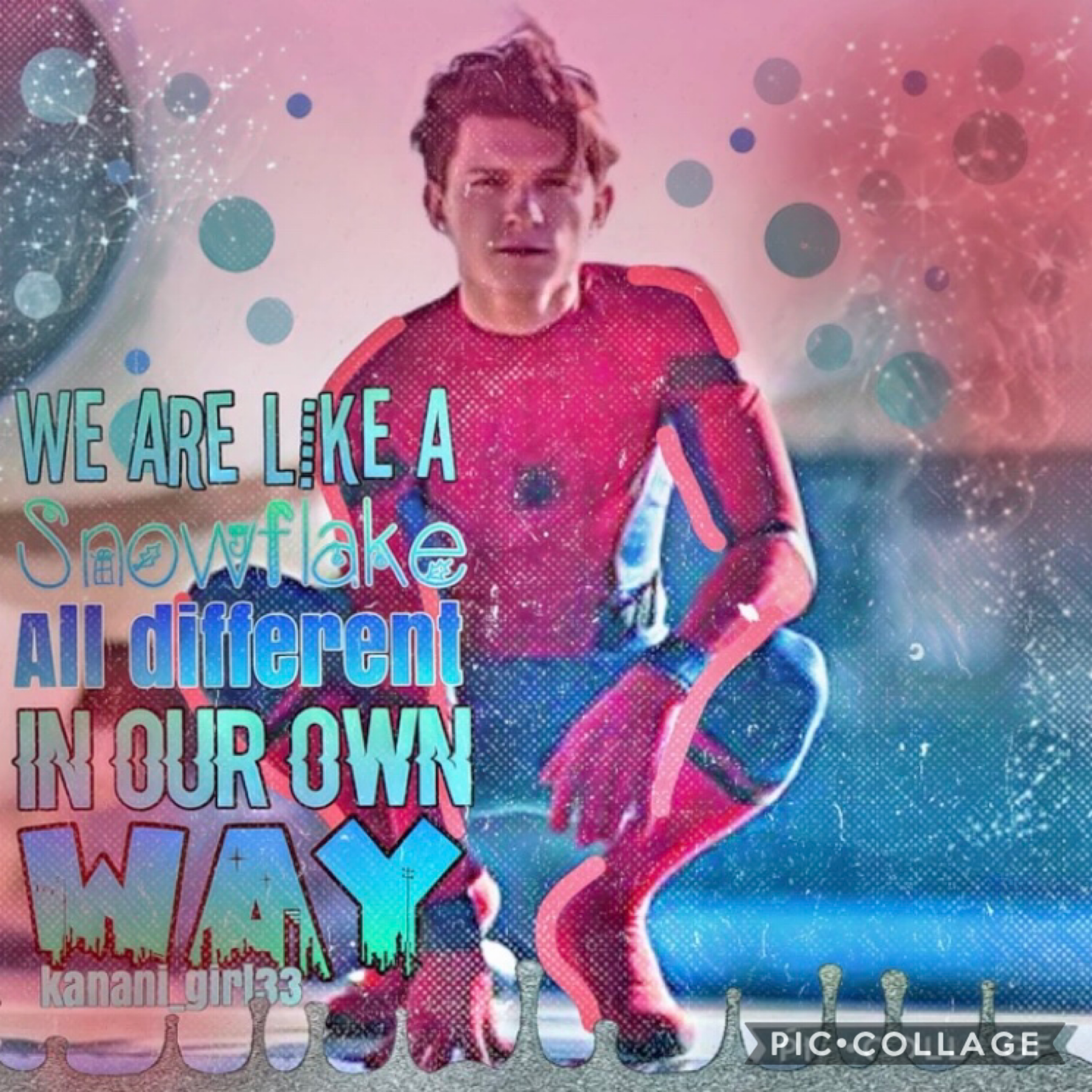 💕Tap💕
Who else loves Tom Holland??? Anyways this is for a contest! I have a Christmas gift for you guys that I’ll post on Christmas!! Happy Holidays everyone!! You’re all individually unique, just like a snowflake!! ♥️❄️☃️🎄♥️