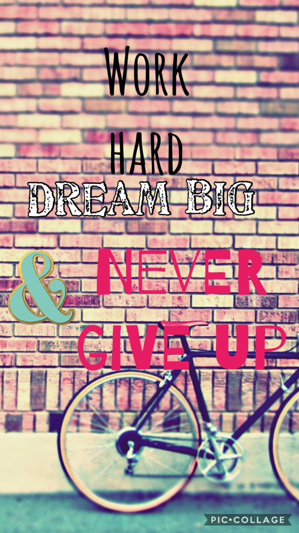 Don’t give up your dreams😘