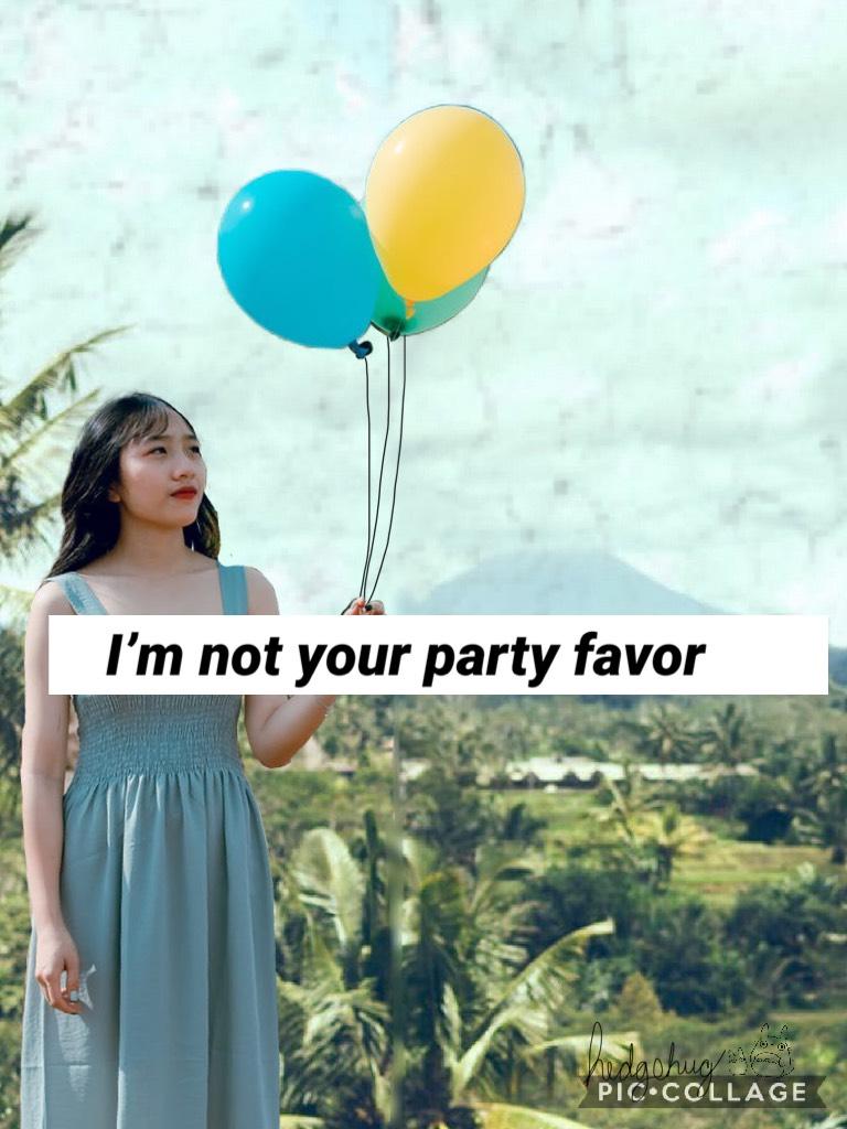 Tap! 
I love this song (its by Billie Eilish) , it has such a great meaning, especially this one line (“I’m not you’re party favor”) 
I’m bored so tell me something interesting pls😂👌