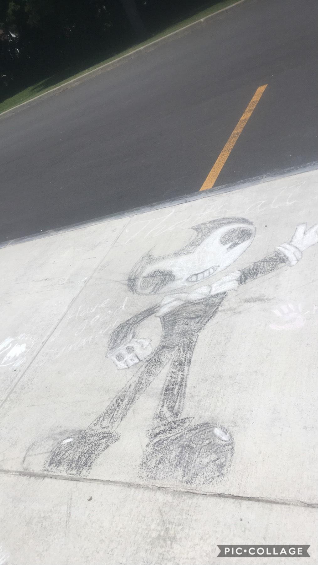 Man how do you draw like this with chalk!!🤩