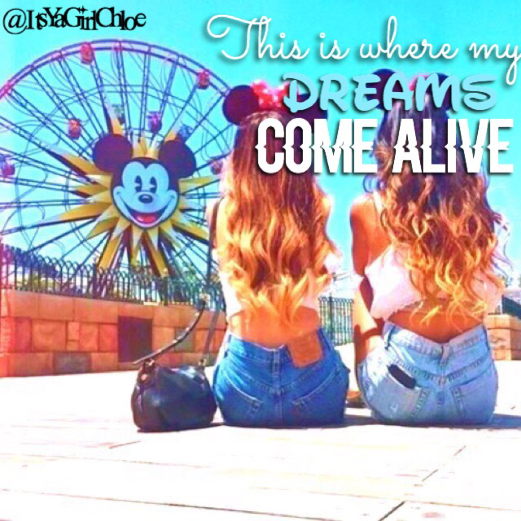 ❤️TAPPY❤️
I love Disneyland it does make your dreams feel like them come alive❤️inspired by @Sparkiling-Waters