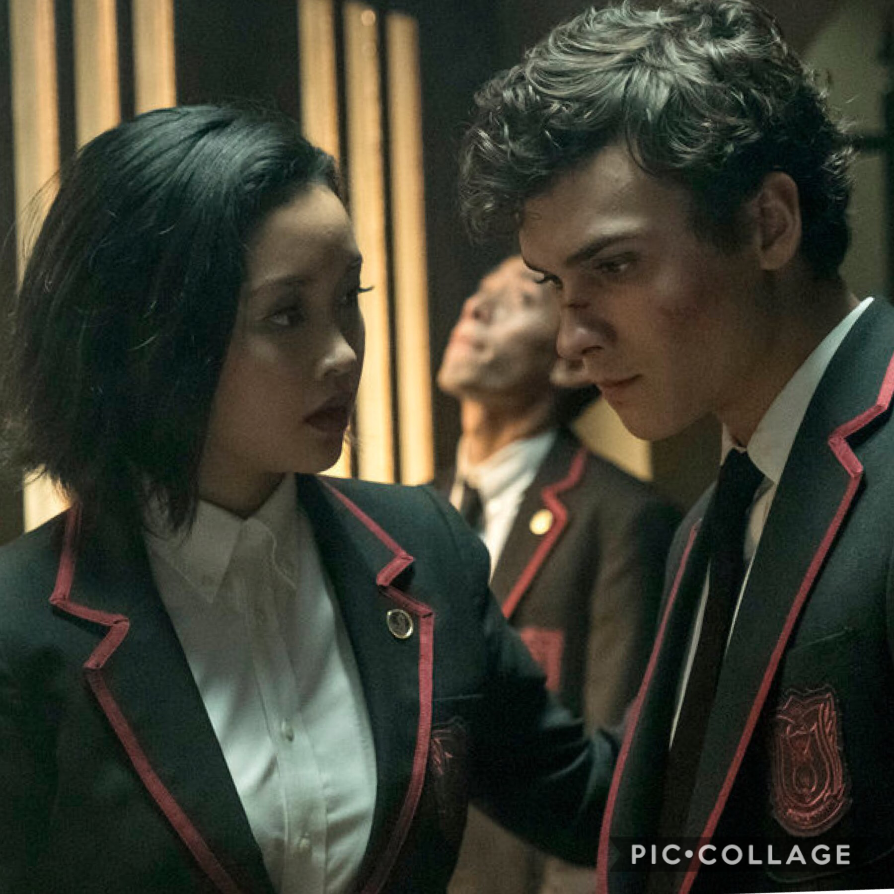 why T F WAS DEADLY CLASS CANCELLED 😐😐😐 i just started watching it and i already love it but it was cancelled after its first season YHIS YEAR AR EU JOKIgNnn!!!!!!!😐