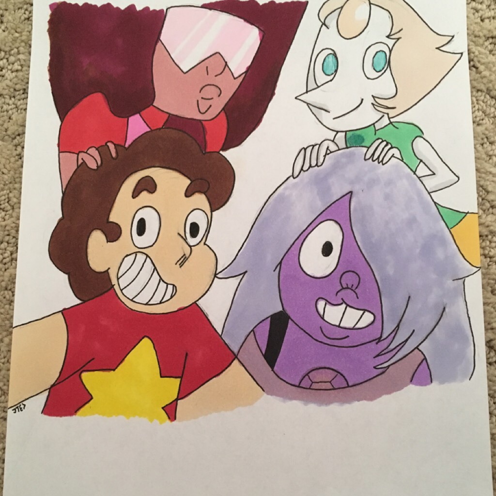👥TAP👥
i hope you like this drawing lol!! it's the Crystal Gems :3
my purple ran out on Amethyst, i need a new one😂
hope u like it anyways lol 💖