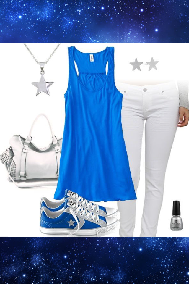 Blue and white outfit 👍
