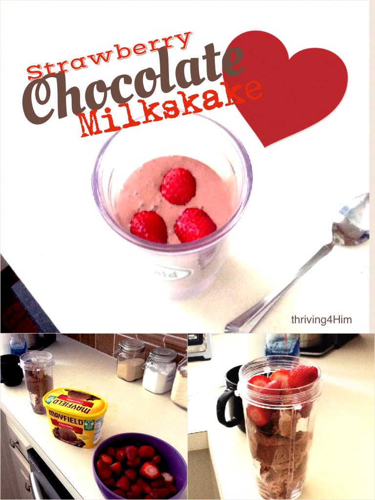 Strawberry + Chocolate= Heaven 😇