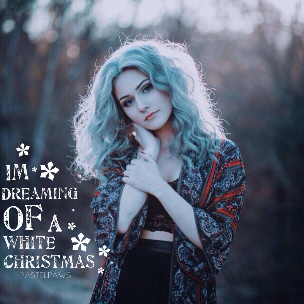                         ❄️
Hi im gonna start doing Christmas and Winter collages