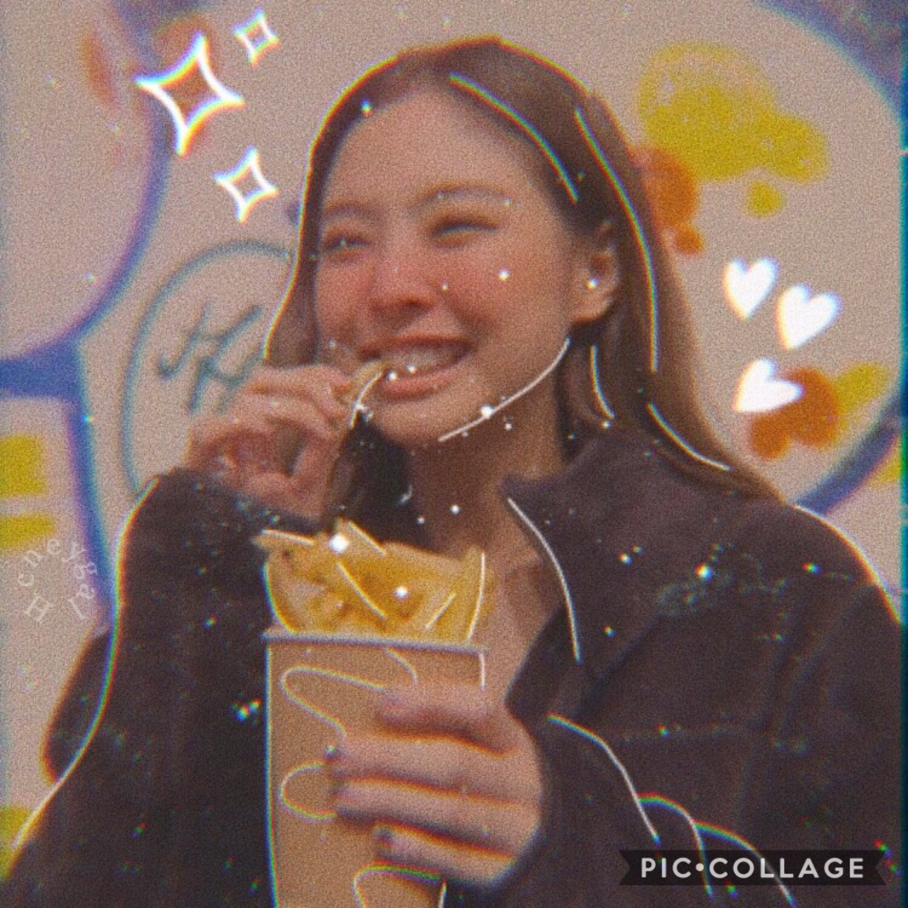 ˗ˏˋ 𝑡𝑎𝑝 𝑚𝑒 ˎˊ˗
⁺ I’m back...again but this time w/ ab edit of soft Jennie ♡
⁺ little update - school starts next week :(( and I don’t even know my schedule 
⁺ tysm for all the love 
