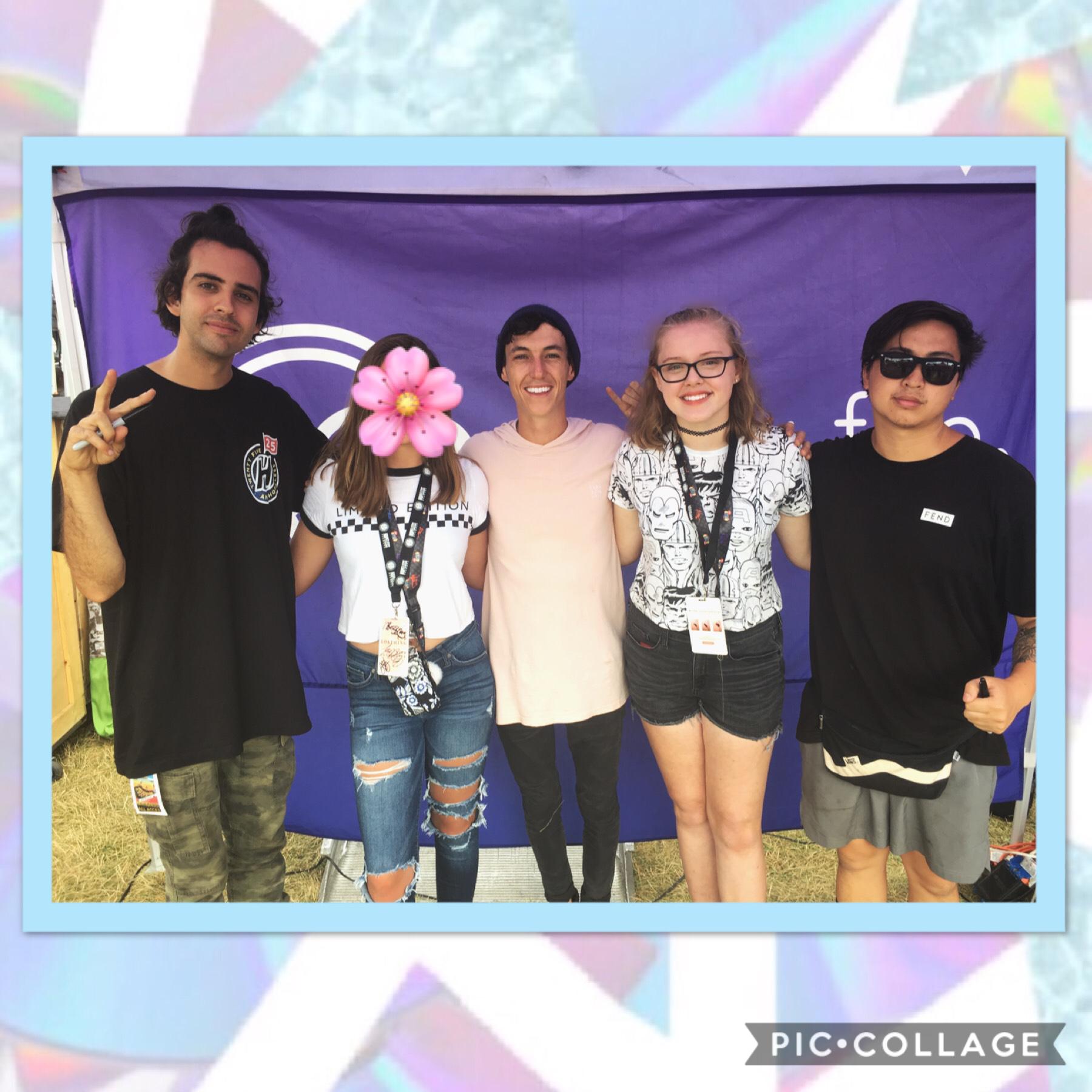 🌸I WENT TO WARPED TOUR AND MET WITH CONFIDENCE AND WATERPARKS🌸 they’re all so sweet I cri. I saw as it is, chase atlantic, and mayday parade perform too and it was so amazing wow