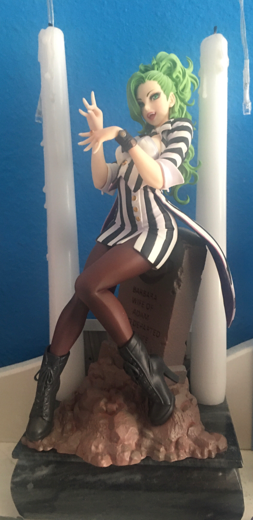 Bababababa look at her
More figures I got in the remixes 