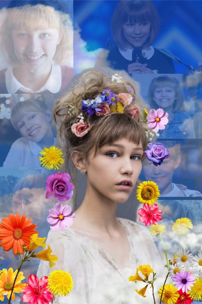 😬In Progress!😬
I was working on this and well...Idk I wanted to add a quote but like I couldn’t for some reason....anywayzzzz I LOVE GRACE VANDERWAAL! Who doesn’t?😘

