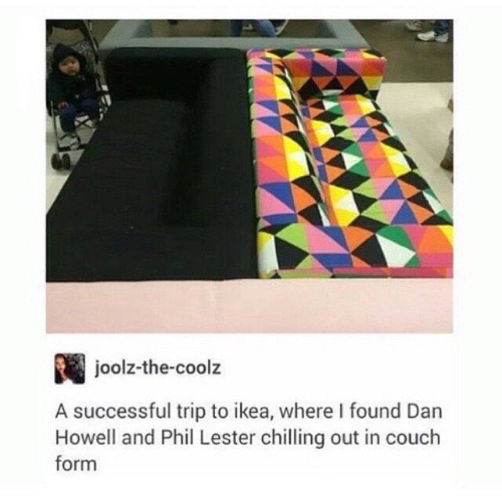 Dan's is right, Phil's is left
LOLZOR