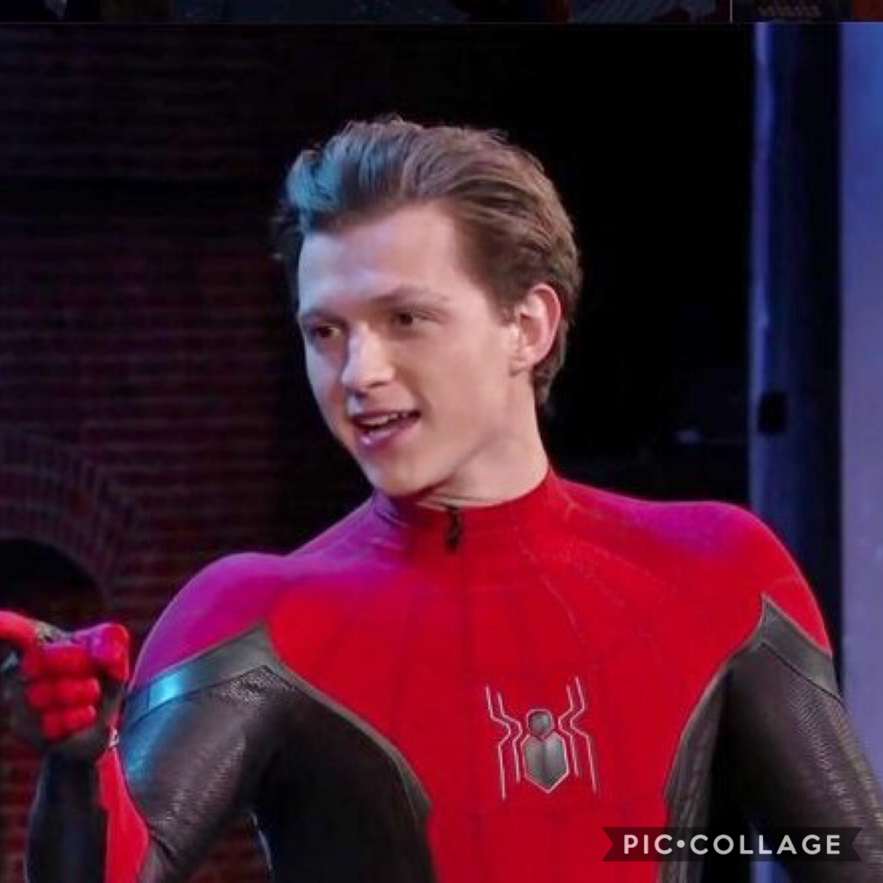 Tap
Just blessing ur souls with a pic from Spider-Man far from home!!! Who else is soooo excited for that movie!!🙌🏼