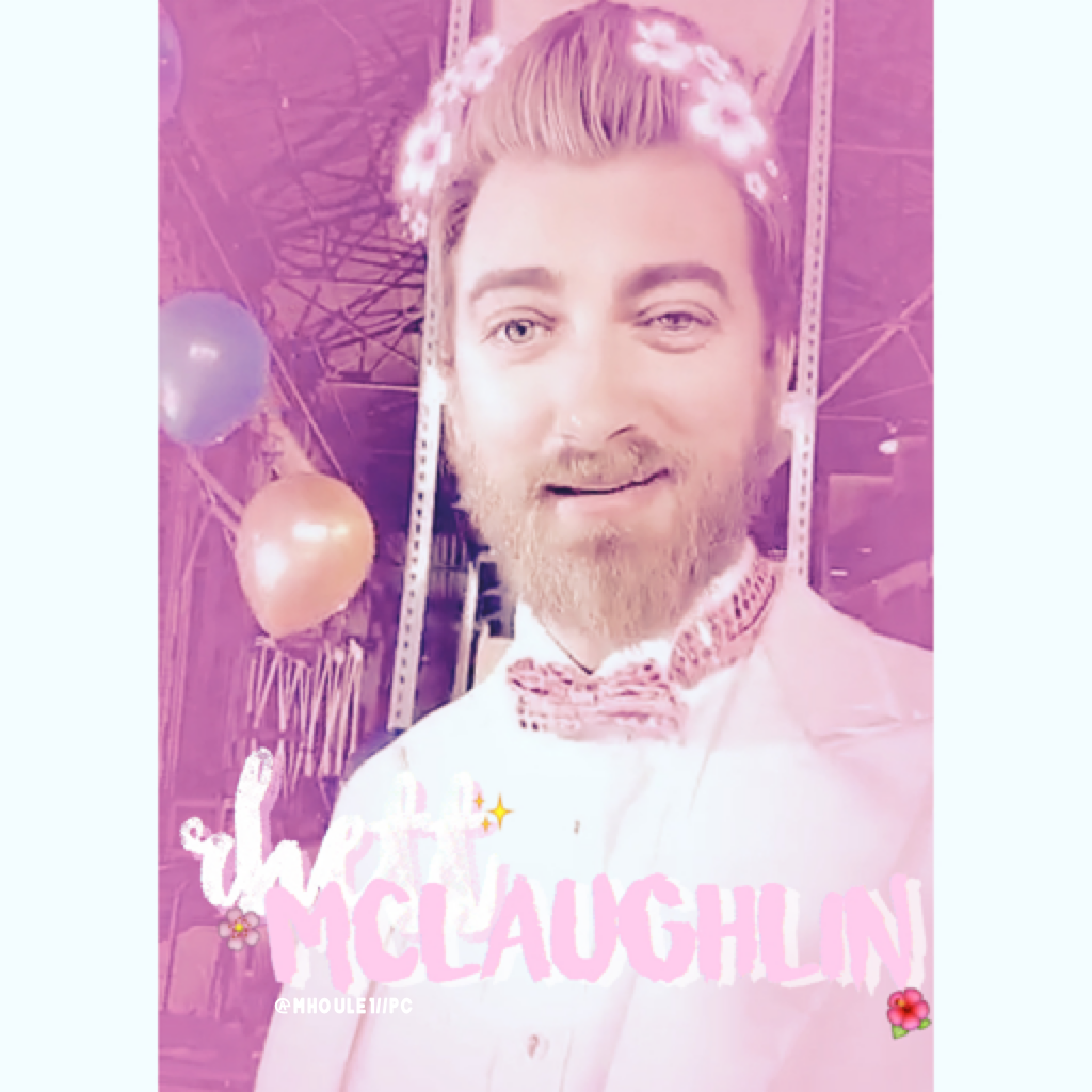 🌸Happy 39th Birthday!🌸
I CANT BELIEVE HES 39😂 why am I McLaughlin... Hahah I suck at jokes😂👏🏻 But I wish u u the best of birthdays Rhett!!!🎉
