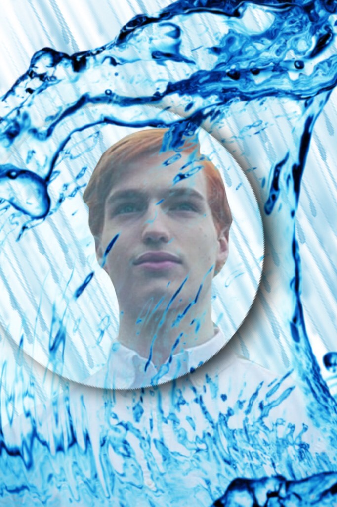 🌊Jason Blossom🌊
No, he didn't drown like everyone had been told.. Watch Riverdale, Season 1, to find out what REALLY happened.