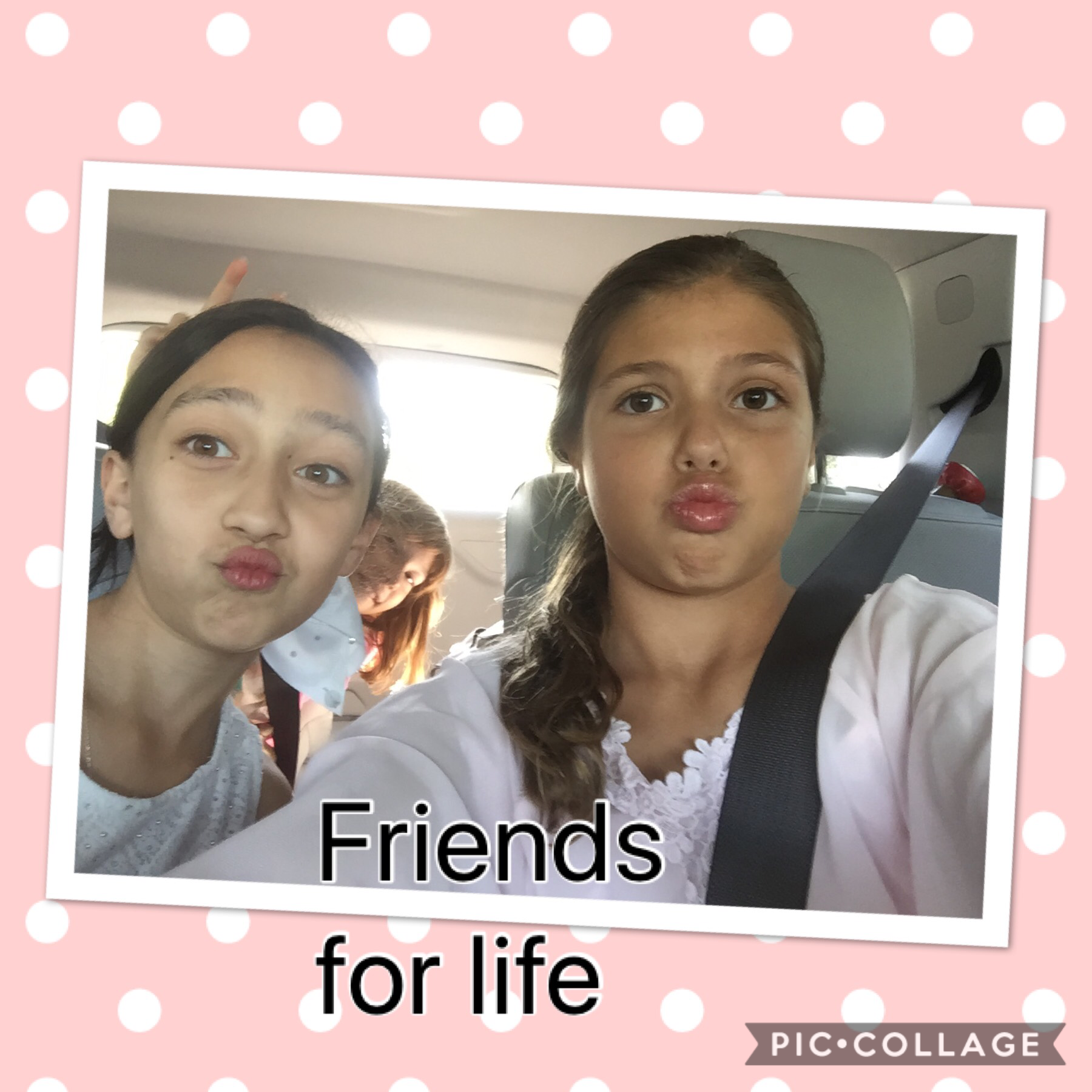 Having a best friend is one of the best things you can ever ask for 
👯‍♀️😄😀