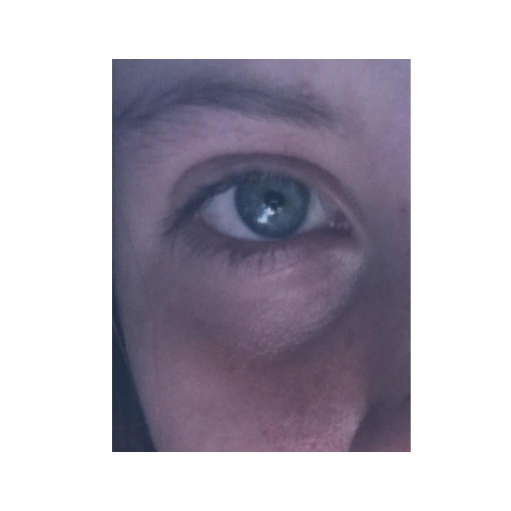 Welcome to my eye. I'm not really sure why I'm posting this, I just want everything on my account to be even when I go to sleep. Goodnight children. Do you like me new icon?