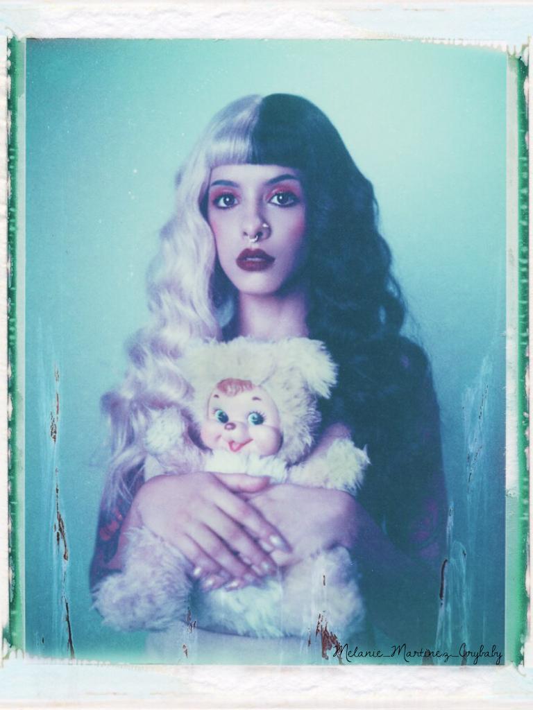 💜Tap💜
😊Hey everyone it's Melanie_Martinez_Crybaby!😊
🙃Follow my main and I will be posting on here sometimes🙃