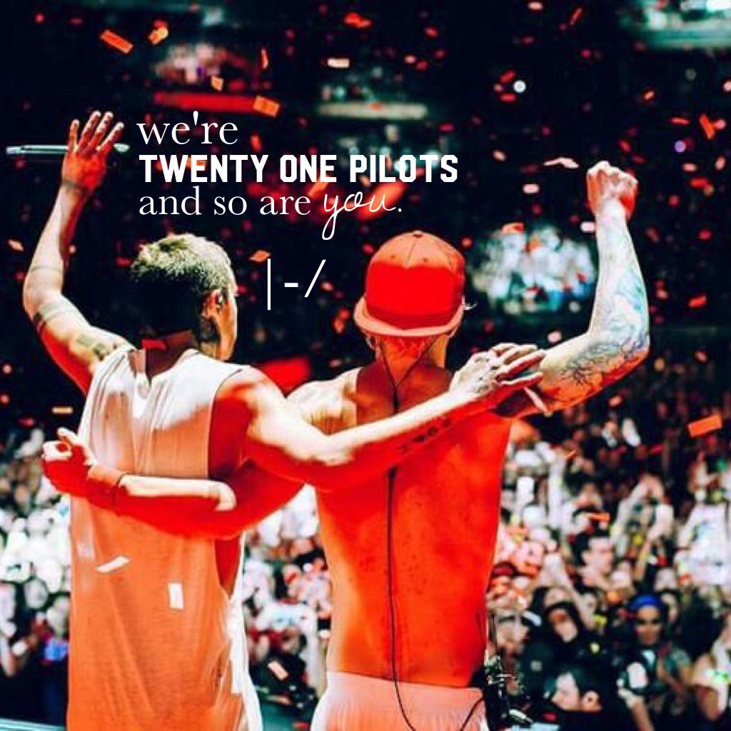 this part in the concert was so special. tyler & josh bowed a long time for us- I'm not sure if they bow that long at every concert or not but it felt really special to me. I miss it already. ❤✨